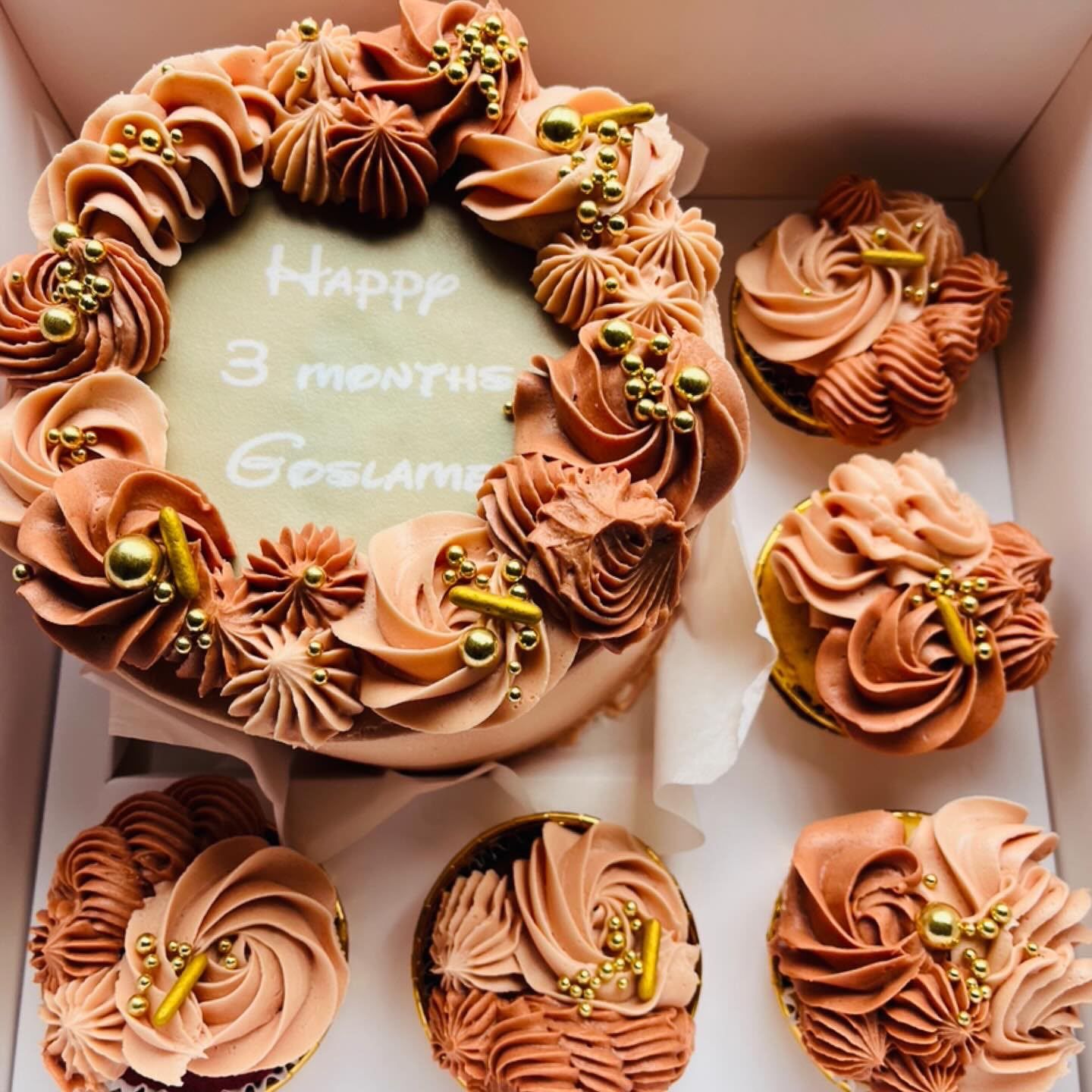 Caramel Rosette Bento by Baked by Buhlebenkosi
