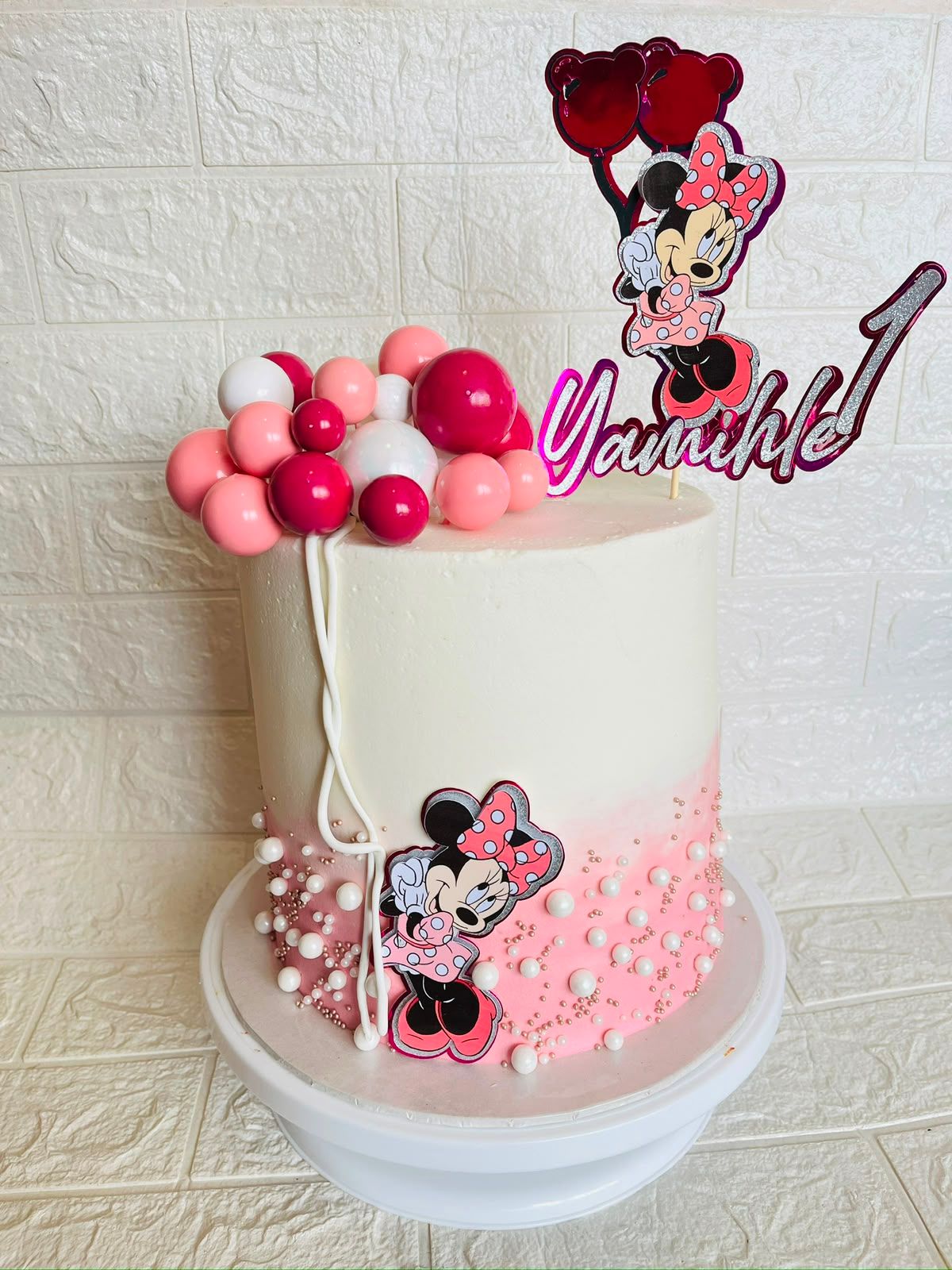 Minnie White Cake by Baked by Buhlebenkosi