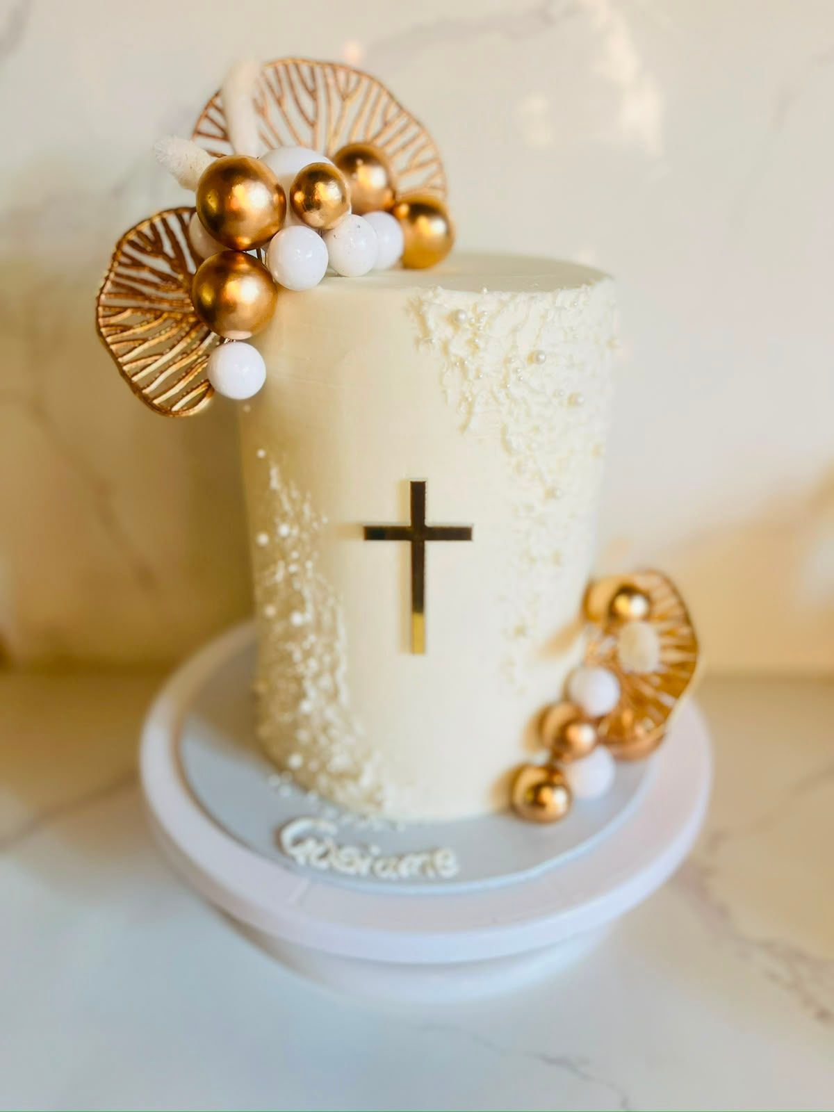 Ivory Gold Cross Mini Cake by Baked by Buhlebenkosi