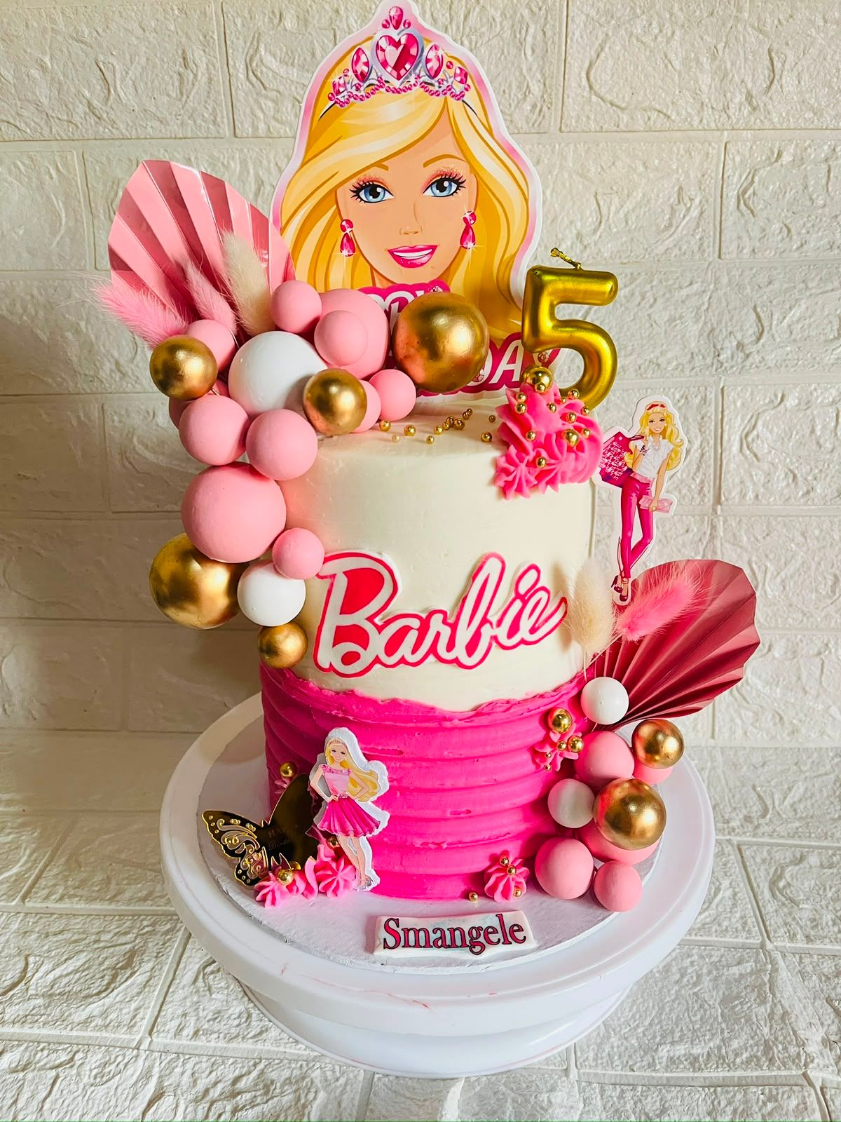 Barbie Glam Mini Cake by Baked by Buhlebenkosi