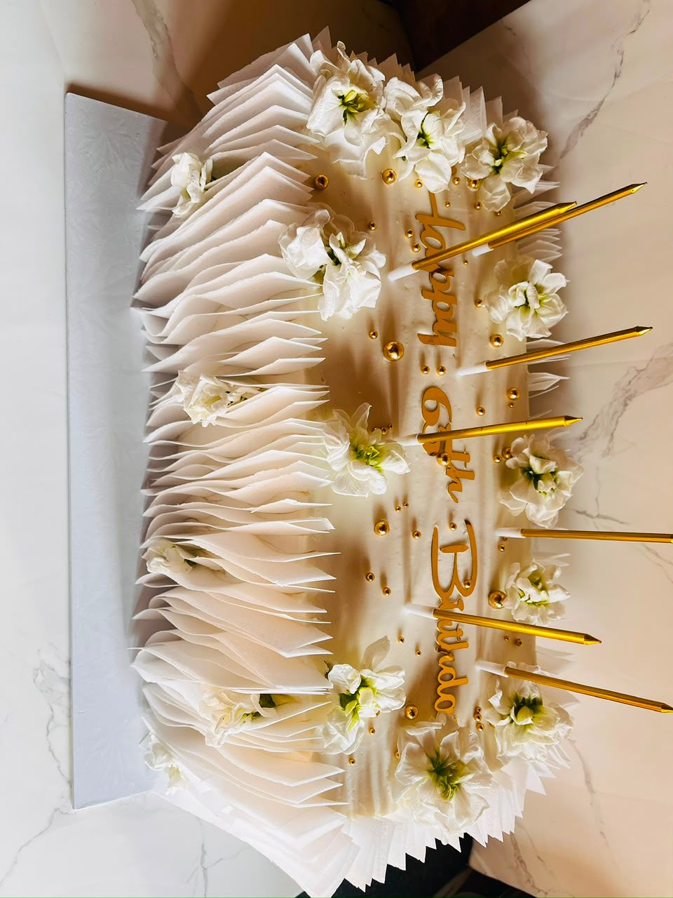 White Gold Sixth Birthday Slab by Baked by Buhlebenkosi